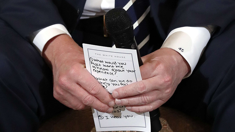 Drame de Parkland : Trump accuse internet, les films et les jeux vidéo.